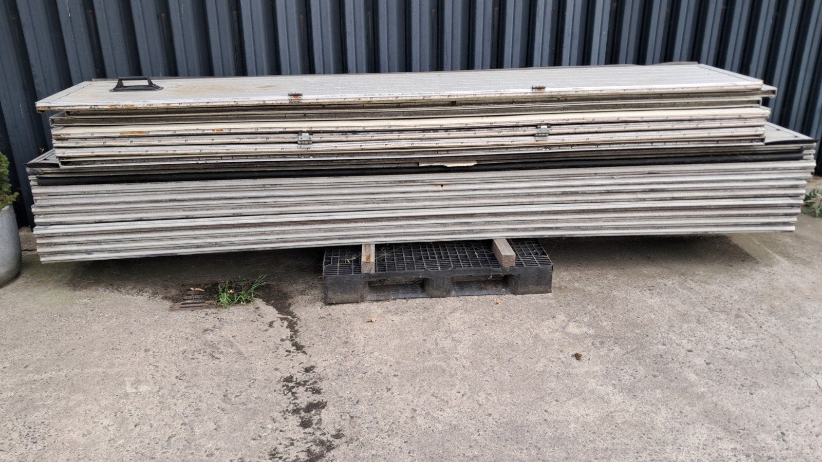 Rolddeuren: 1x 7 panelen 61,5x353cm en 1x 10 panelen 50x40, Doe-het-zelf en Verbouw, Deuren en Horren, Ophalen, Gebruikt, 120 cm of meer