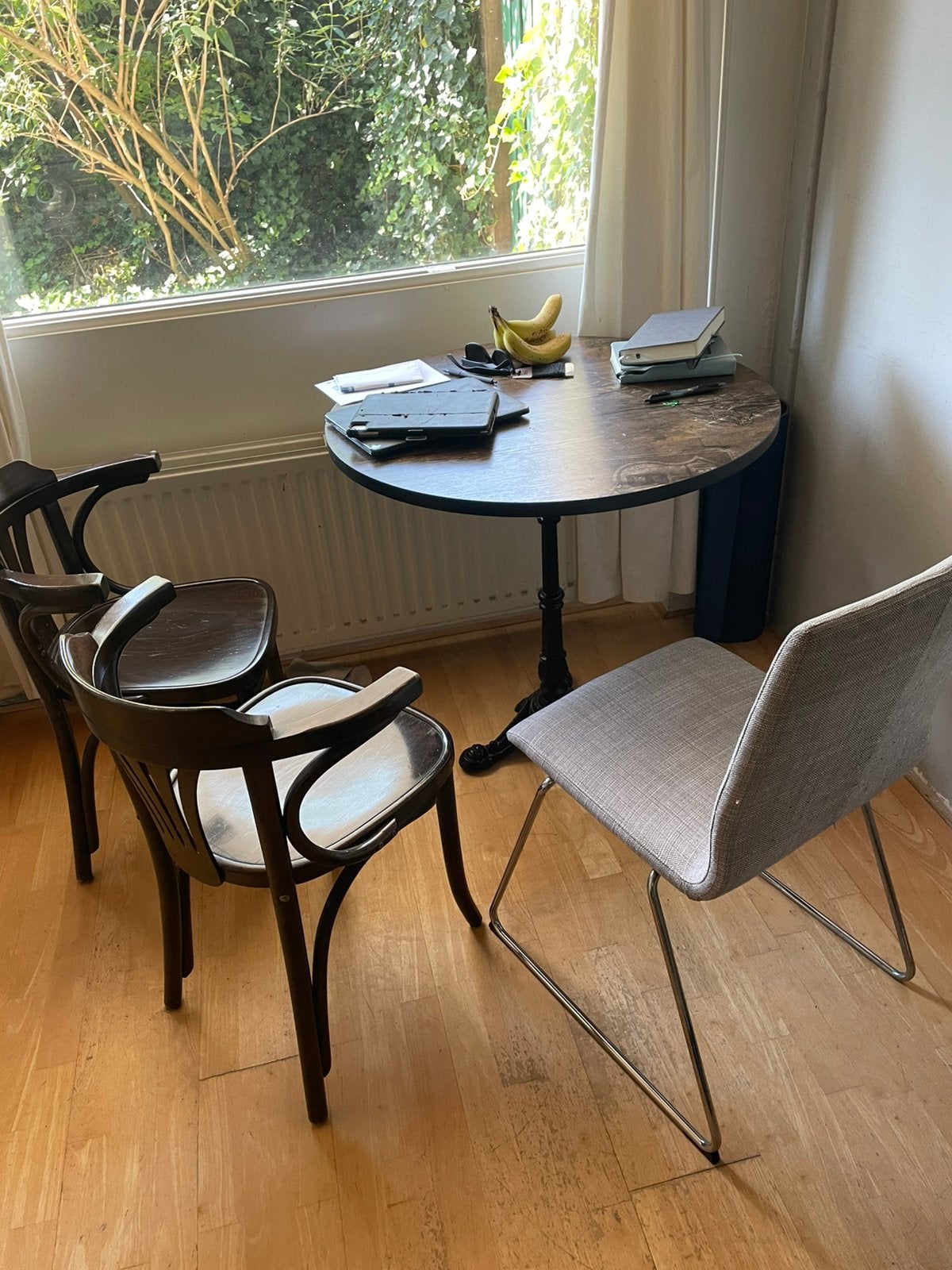 Table and chairs, Huis en Inrichting, Ophalen, Zo goed als nieuw, Rechthoekig, 50 tot 100 cm