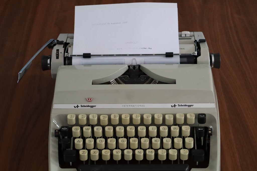 Scheidegger International typemachine, Ophalen of Verzenden, Gebruikt