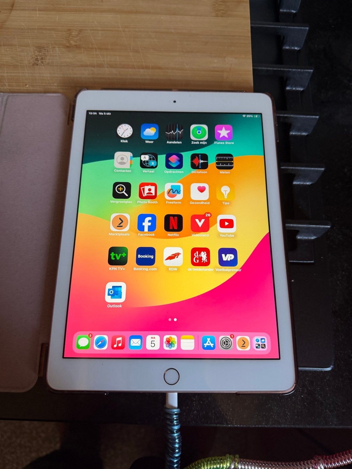 Apple iPad 6e generatie 32GB Rose Goud met hoes en lader, Computers en Software, Rose Goud, 32 GB, Apple iPad, Ophalen of Verzenden