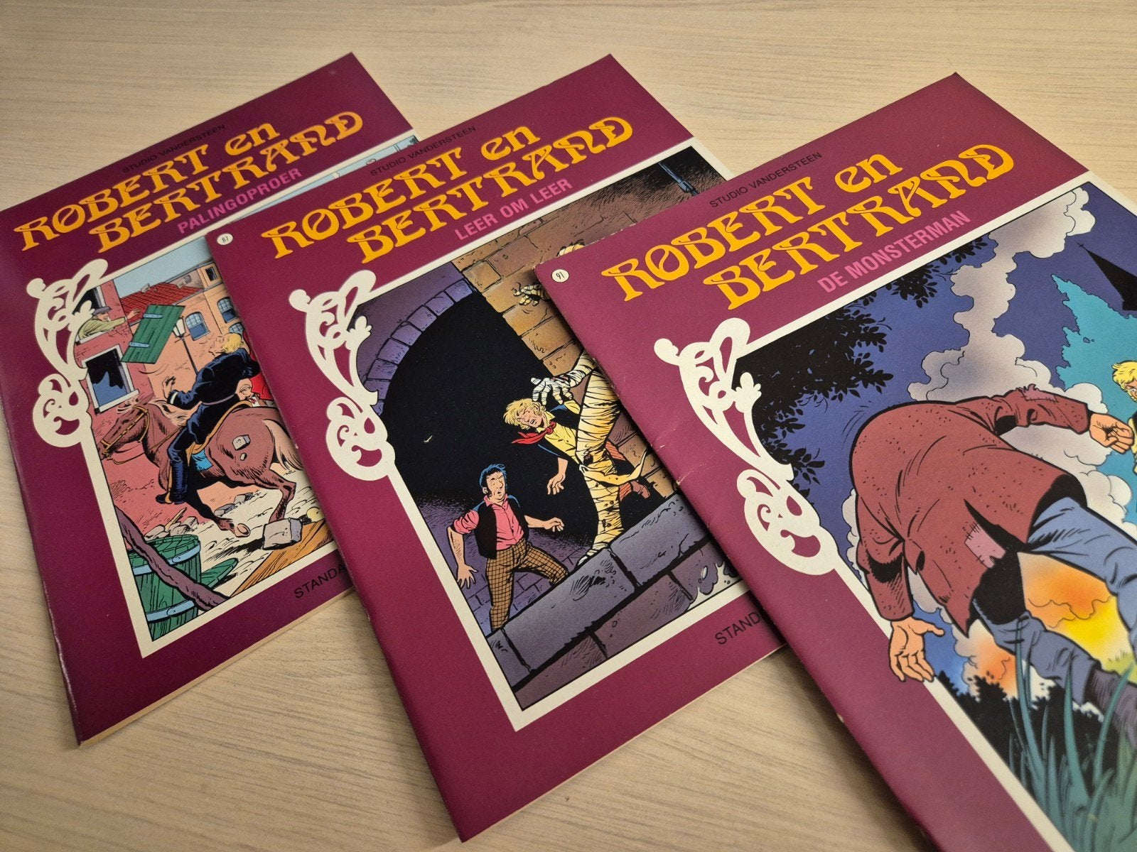 85 87 91 Robert en Bertrand Willy Vandersteen mooie rug izgs, Eén stripboek, Ophalen of Verzenden, Zo goed als nieuw