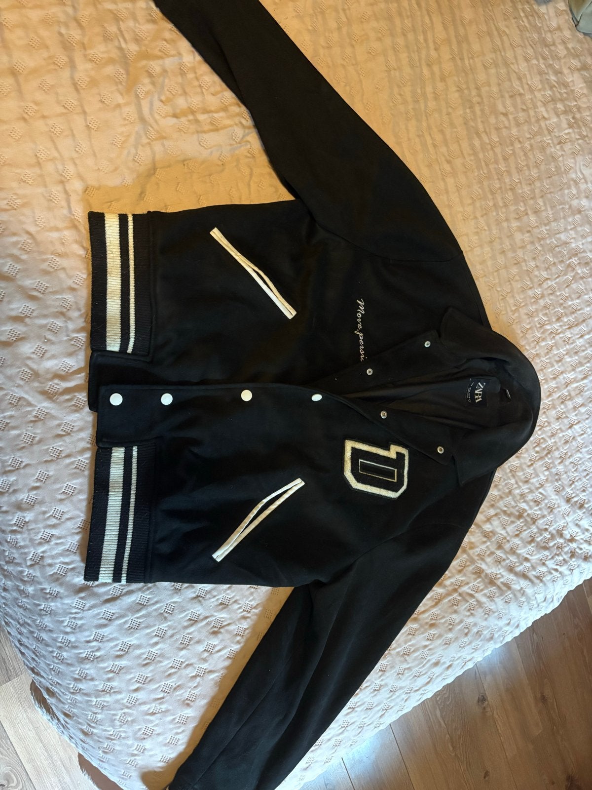 Zara Varsity Jacket Zwart met Witte Details, Ophalen of Verzenden, Zo goed als nieuw, Maat 48/50 (M), Zwart