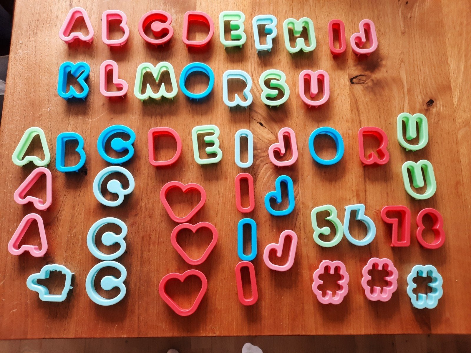 koekvormpjes kleivormpjes bakvormpjes 5 cm bijna 50 stuks, Ophalen of Verzenden, Taarten, Bakvorm