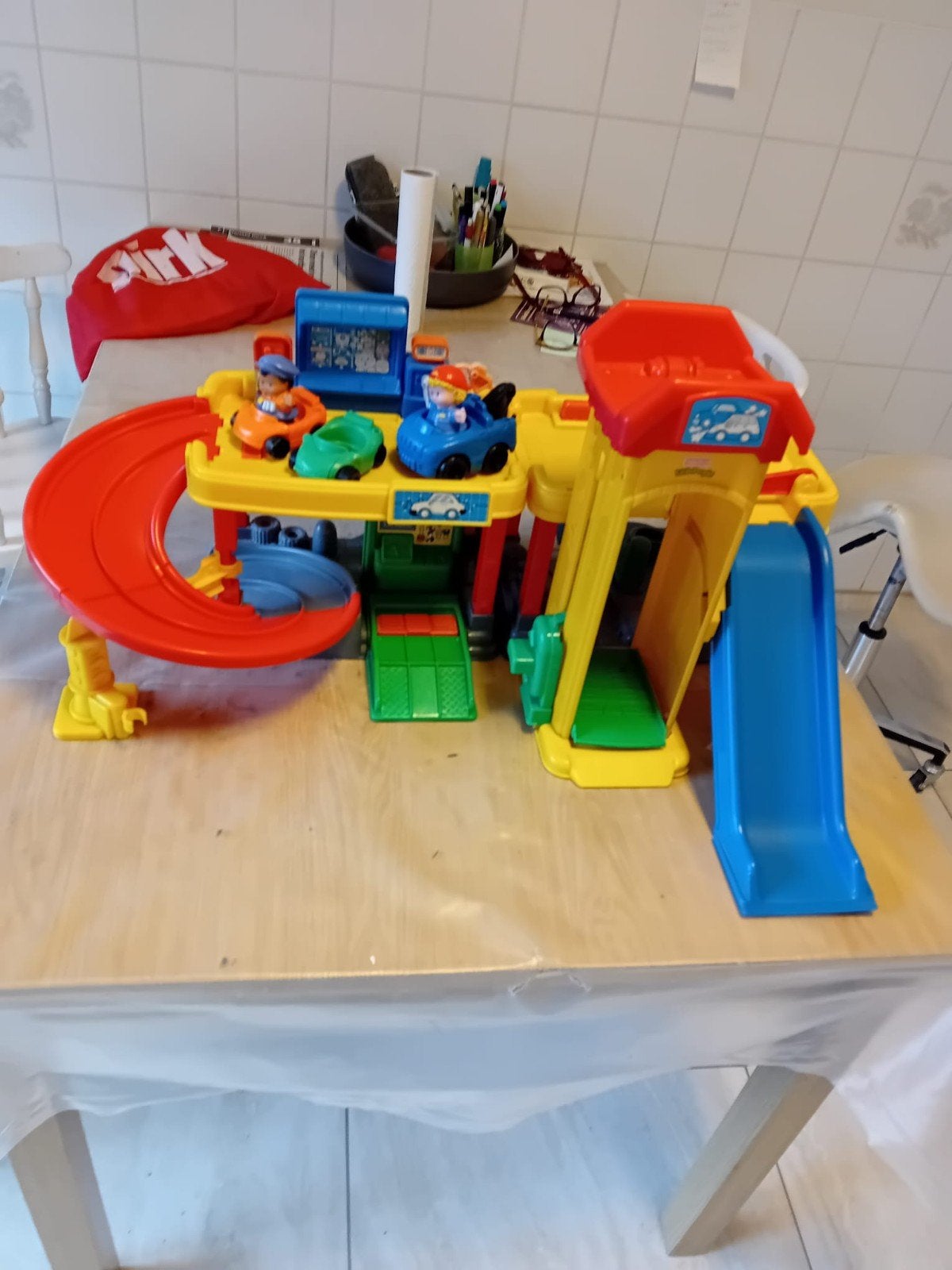 Garage, Kinderen en Baby's, Speelgoed | Racebanen, Ophalen, Handmatig, Overige merken