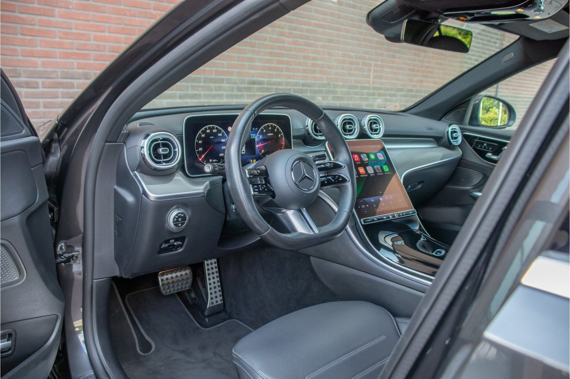 Mercedes-Benz C-Klasse 180 AMG Line, Origineel NL, 360 Camer, Automaat, Dealer onderhouden, 4 cilinders, Bedrijf