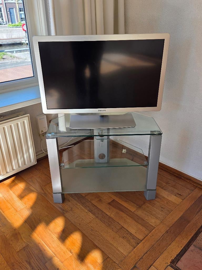 TV met TV meubel - gratis af te halen zaterdag 9 Mei, Audio, Tv en Foto, Televisies, Ophalen, Philips, Gebruikt, 50 Hz