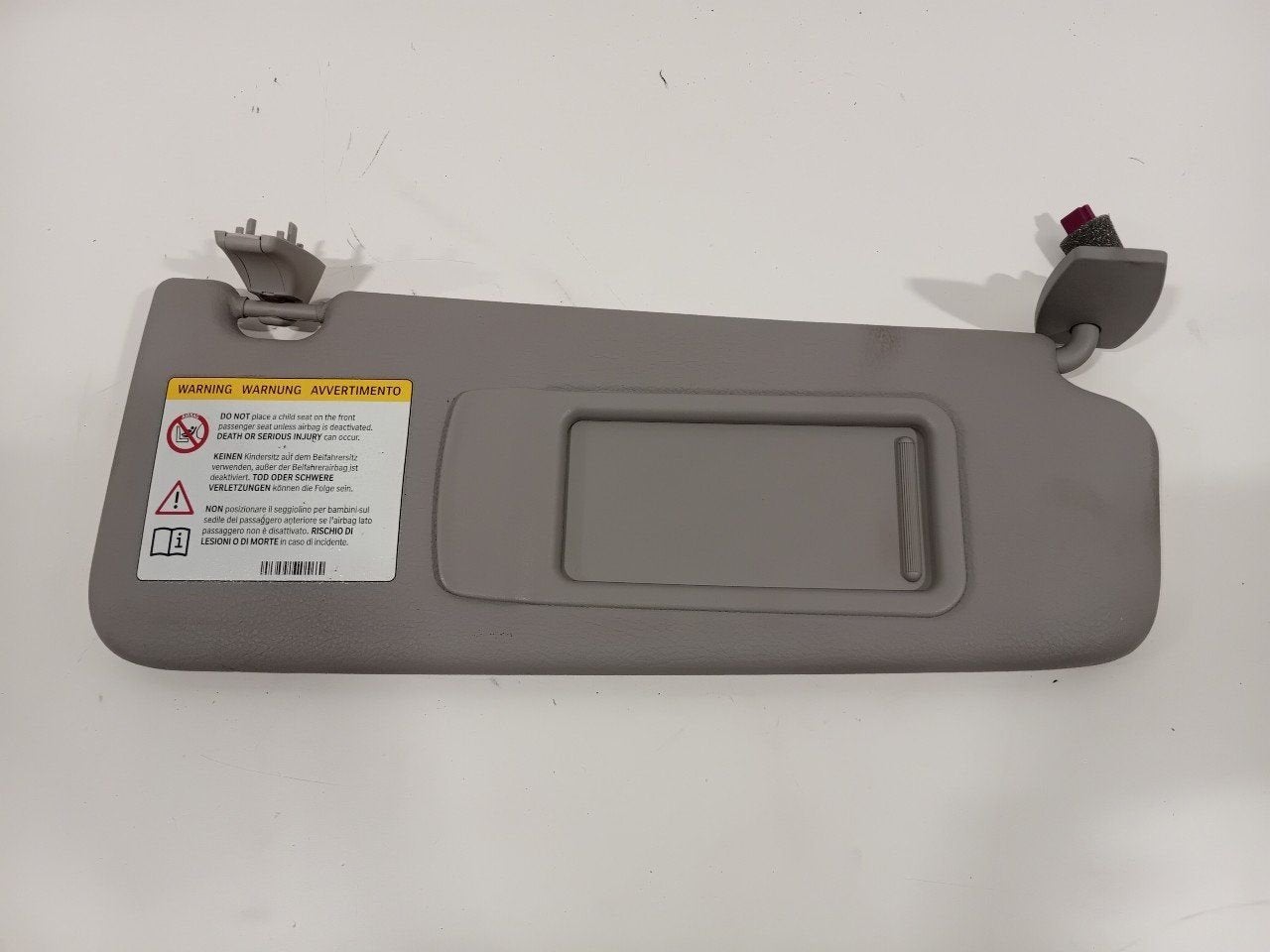 Zonneklep rechts BMW 5 serie, Auto-onderdelen, Interieur en Bekleding, BMW, Overige automerken, Gebruikt, Herkomst onderdeel bekend
