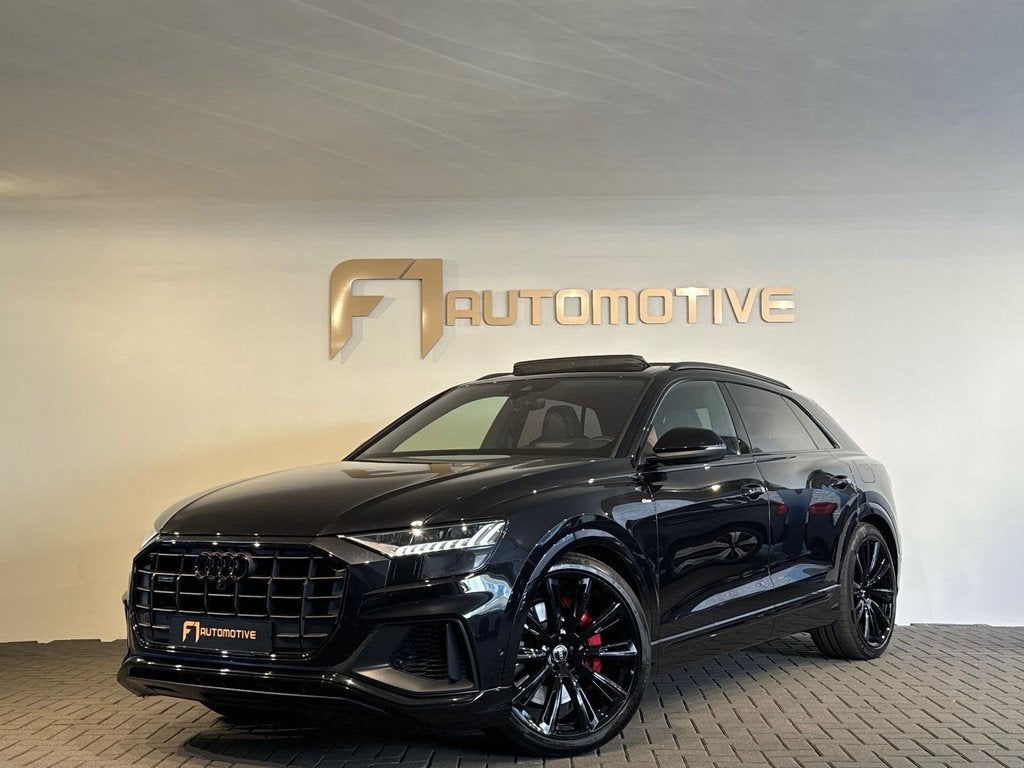 Audi Q8 55 TFSI e quattro S Line Pano|RS Seat|HuD|Memory|BTW, Auto's, Audi, Automaat, Parkeerassistent, 14 kWh, Gebruikt