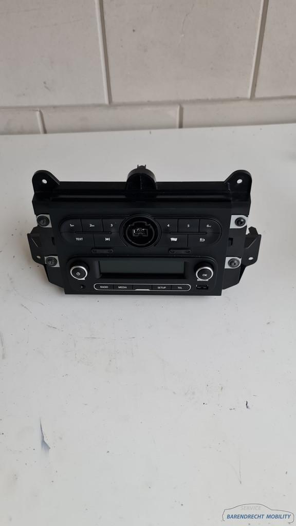 Renault Twingo III 3 Navigatie Systeem 281153690R Navi Nav M, Renault Group, Gebruikt, Contact.group@renault.com, Renault