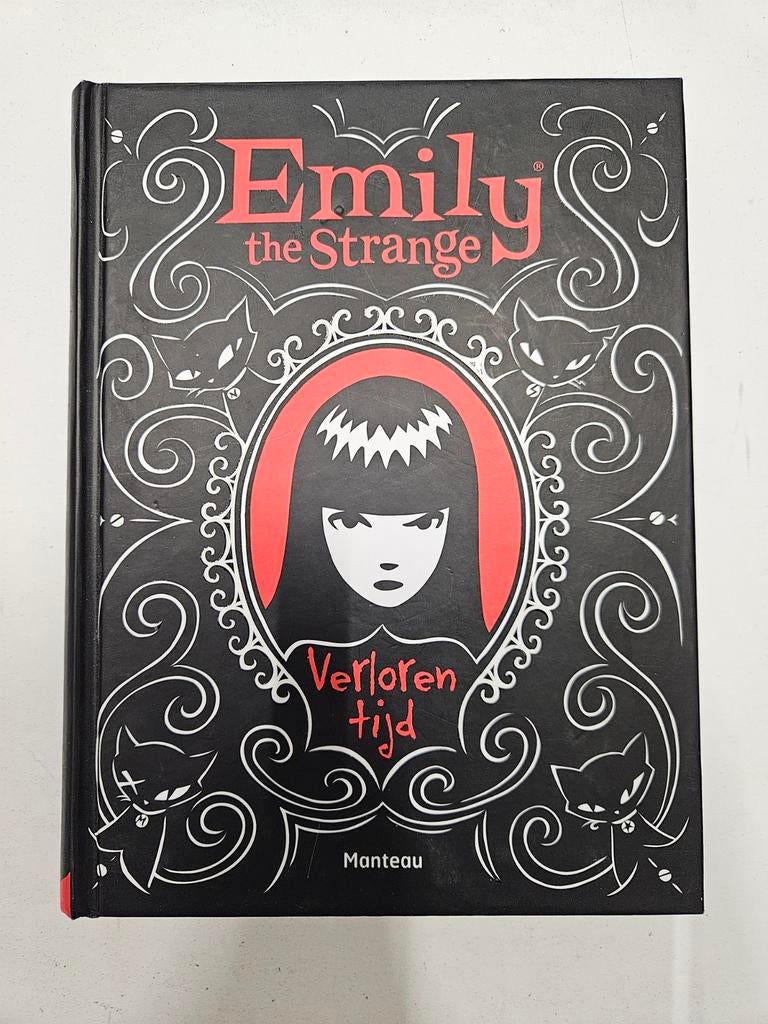 Rob Reger - Emily the Strange, Ophalen of Verzenden, Zo goed als nieuw, Rob Reger; Jessica Gruner