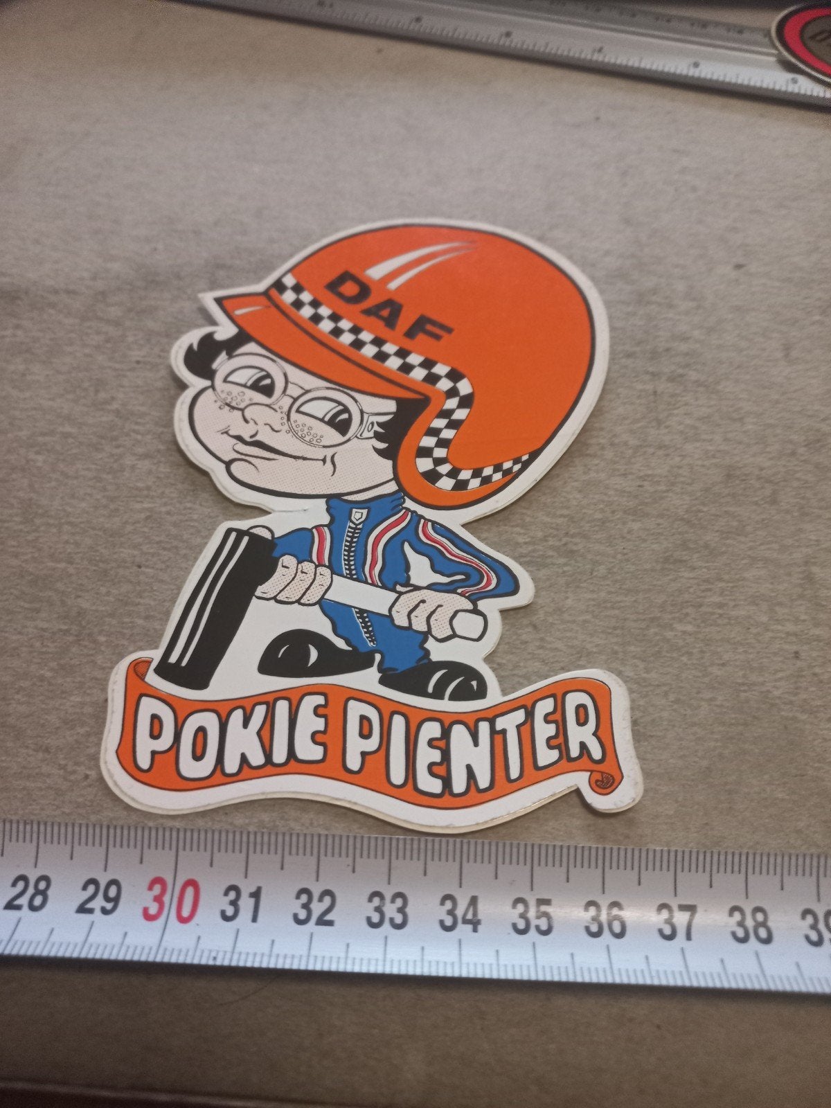 DAF Pokie Pienter Sticker - Vintage Auto/Formule 1, Ophalen of Verzenden, Gebruikt