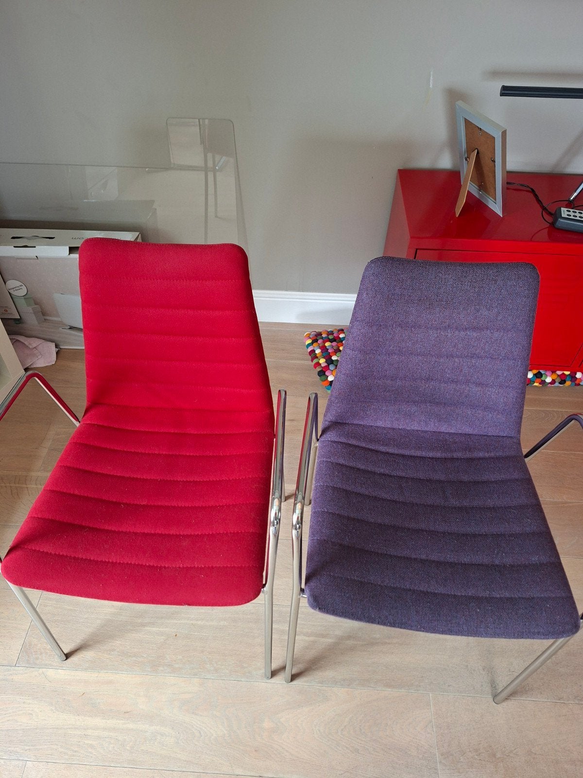 Twee stoelen, Ophalen, Gebruikt, Rood, Twee