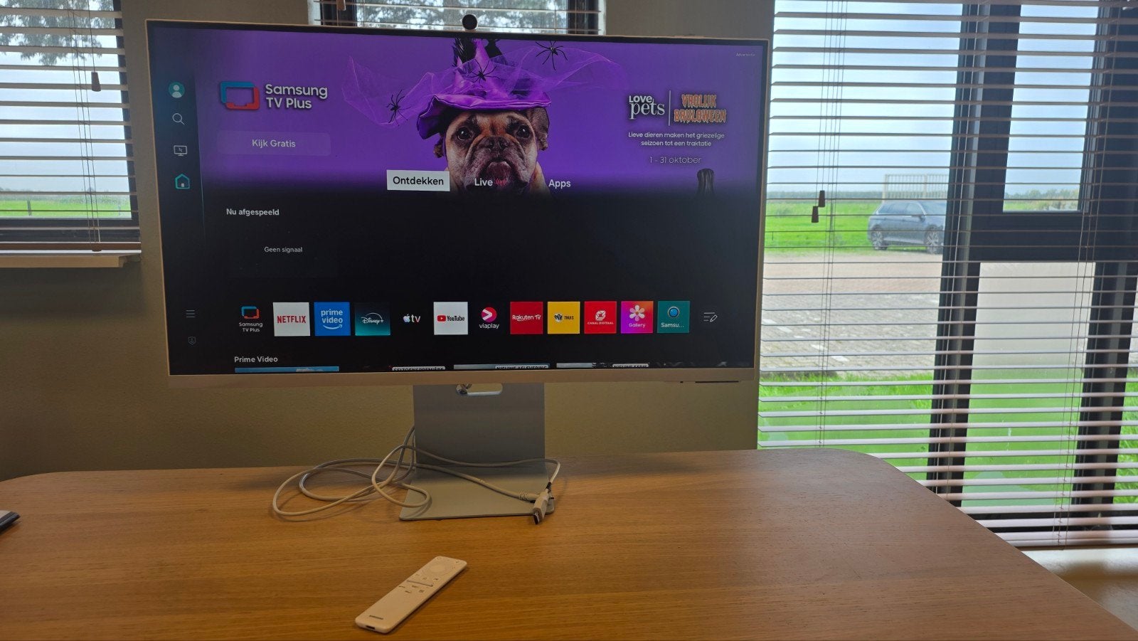 2x Samsung Smart Monitor M8 32 inch met afstandsbediening, Computers en Software, Ophalen, Zo goed als nieuw, Samsung, Ingebouwde camera