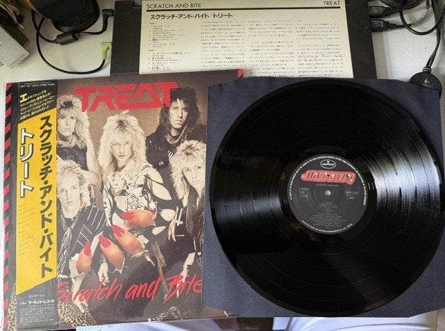 Treat - Scratch and Bite japan lp + OBI + insert, LP, Gebruikt, Inclusief obi, Ophalen of Verzenden