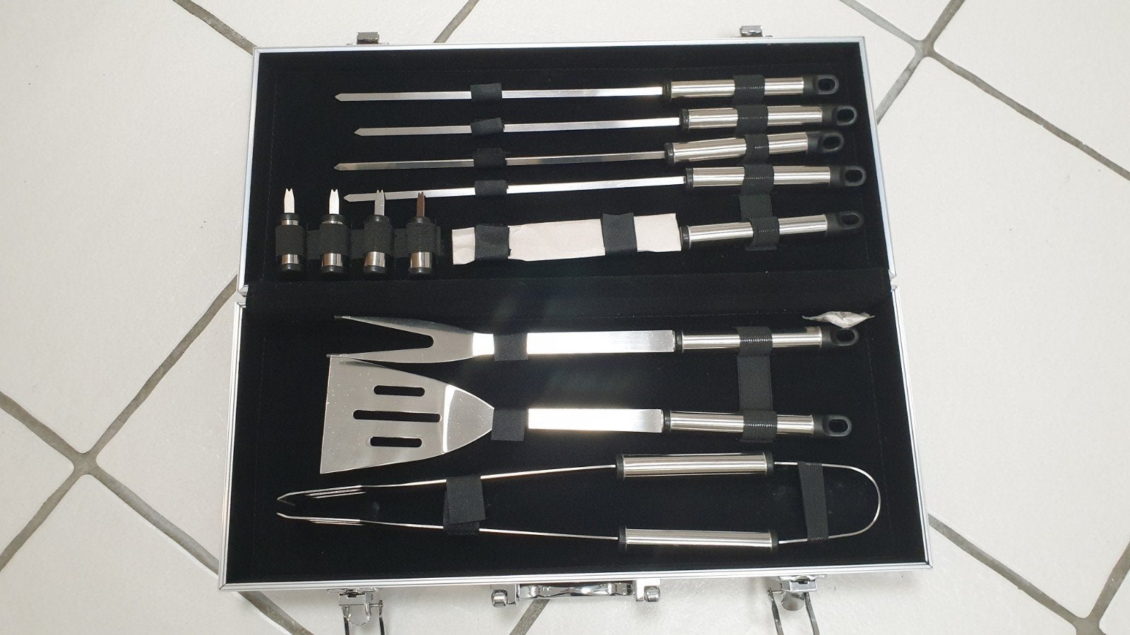 BBQ Gereedschap Set in Aluminium Koffer, Ophalen of Verzenden, Nieuw