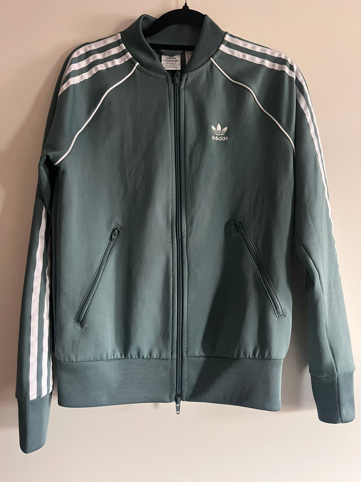 Adidas originals training jacket primeblue groen, Ophalen of Verzenden, Zo goed als nieuw, Maat 34 (XS) of kleiner, Groen
