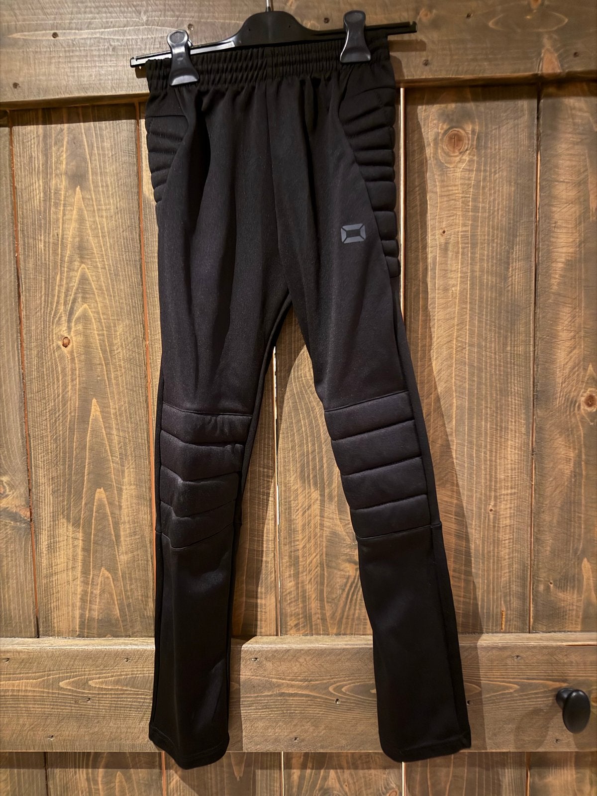 Zwarte keepersbroek Stanno met bescherming maat 152, Ophalen of Verzenden, Zo goed als nieuw, Jongen of Meisje, Sport- of Zwemkleding