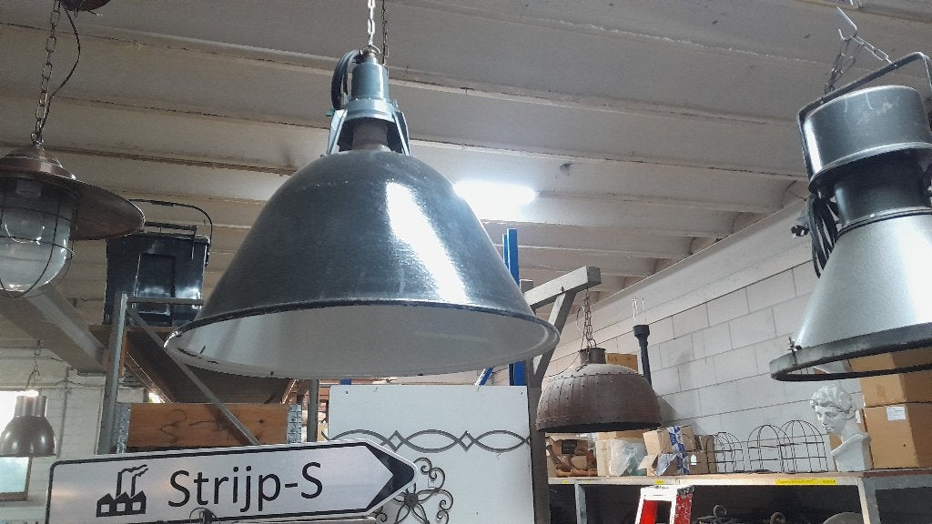 oude industriele hanglampen 25 euro, Ophalen, Zo goed als nieuw, Metaal, Minder dan 50 cm