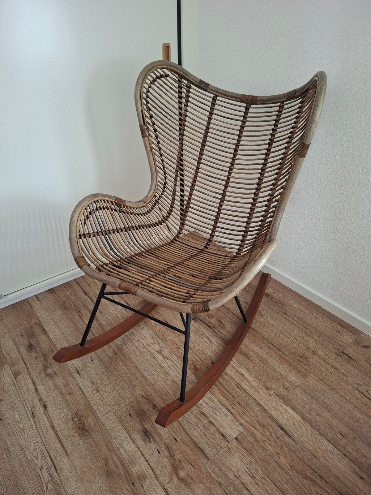 Schommelstoel Bali van de Troubadour, Huis en Inrichting, Stoelen, Ophalen, Zo goed als nieuw, Eén