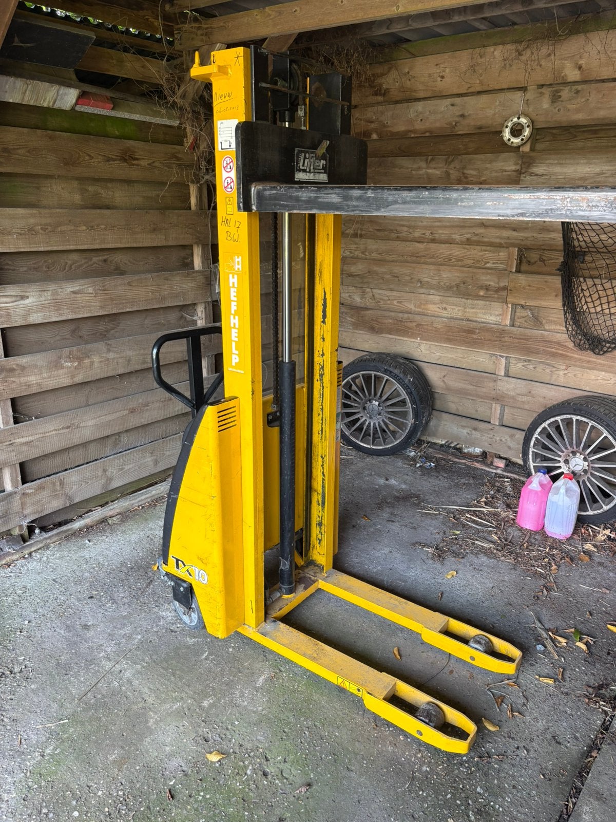 Palletheffer goede staat elektrisch / hydraulisch 12 volt!, Ophalen, Gebruikt