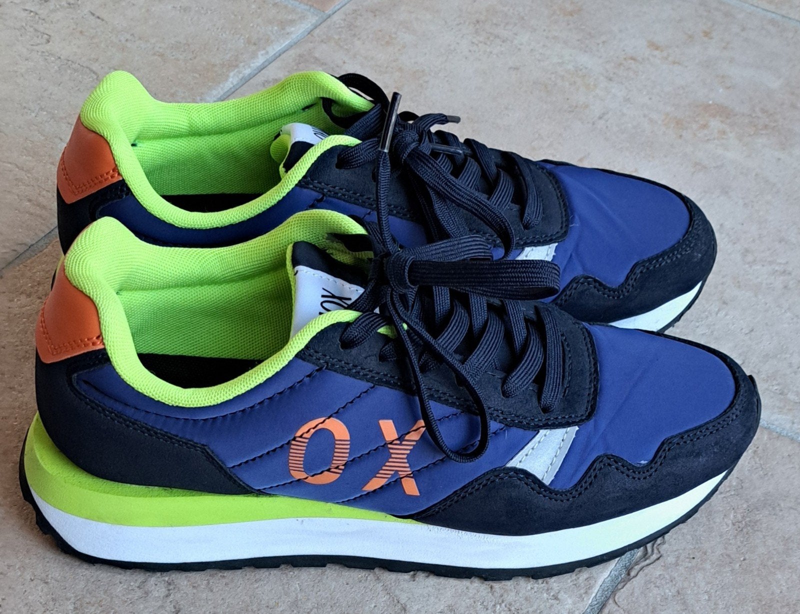 Oxmox maat 41 2x gedragen ivm groeispurt te klein gekocht, Ophalen, Blauw, Oxmox, Sneakers of Gympen