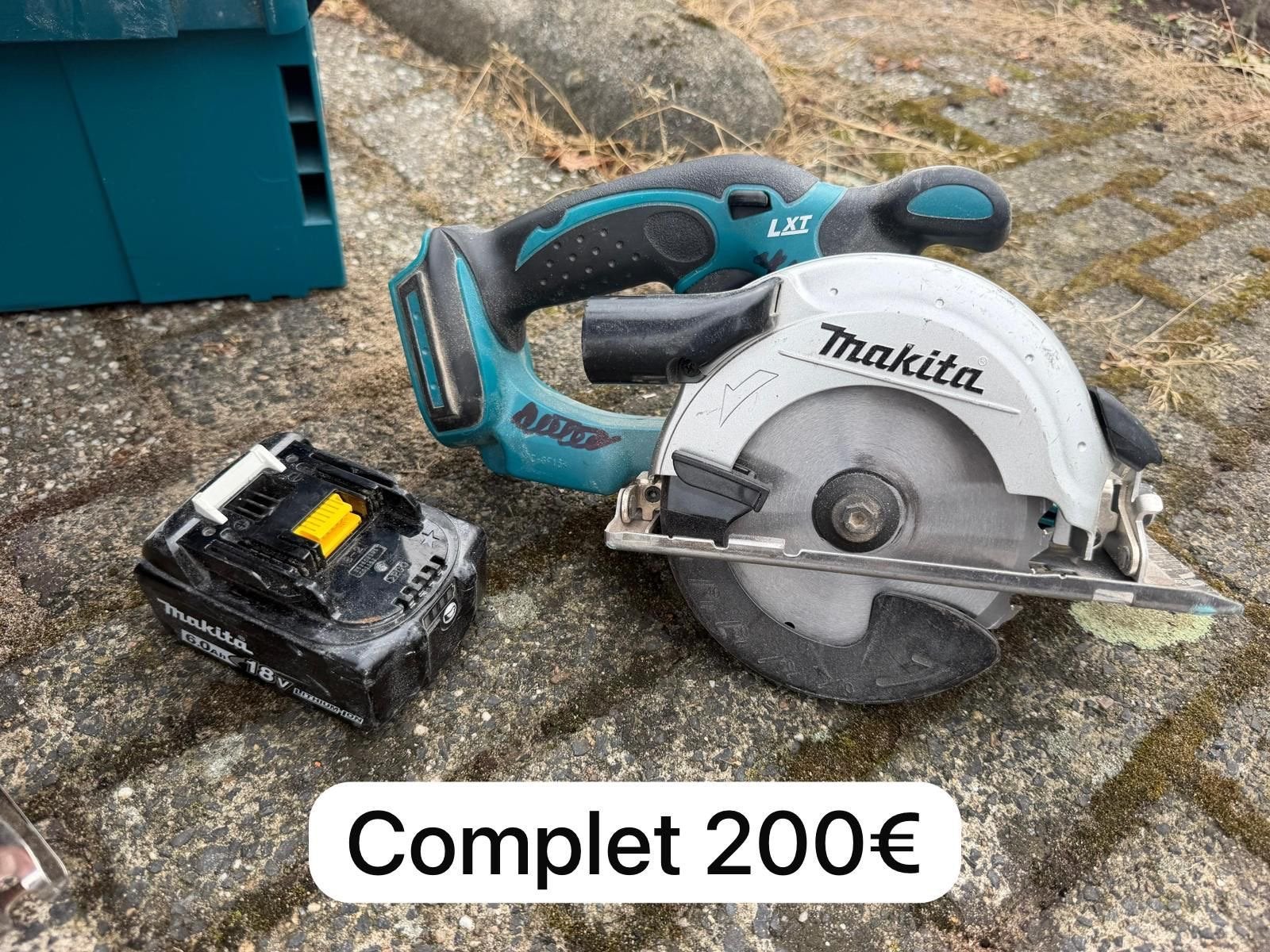 Makita Cirkelzaag met accu en lader, Ophalen, Gebruikt, Cirkelzaag, 70 mm of meer