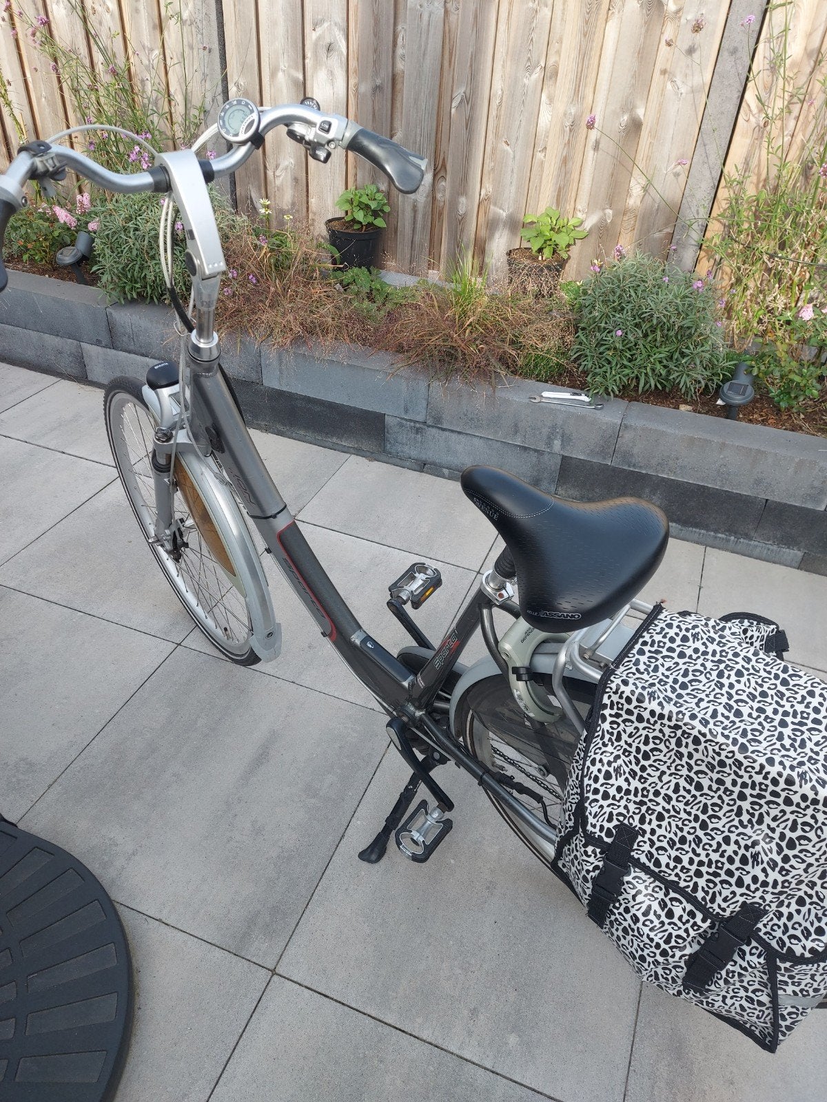 Sparta ION elektrische fiets met lage instap, Fietsen en Brommers, Sparta, Velgrem, (Extra) lage instap, Ophalen of Verzenden