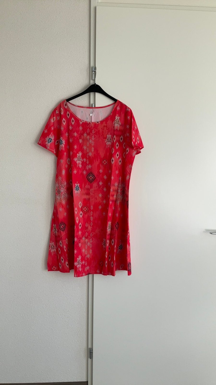 Zomerjurk! Maat 42. Nieuw, Maat 42/44 (L), Nieuw, Ophalen of Verzenden, Rood