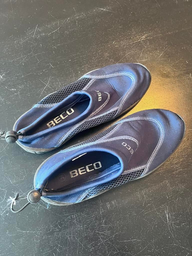 Waterschoen maat 39, Ophalen, Zo goed als nieuw, Jongen of Meisje, Zwemschoenen