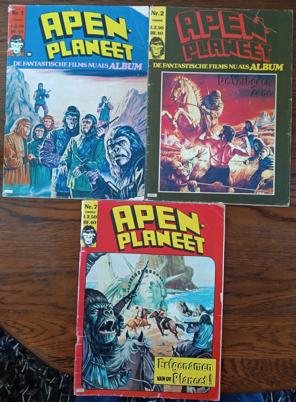 Apenplaneet comics - nrs. 1, 2, 7 uit 1975 - prima staat, Meerdere stripboeken, Ophalen of Verzenden, Gelezen