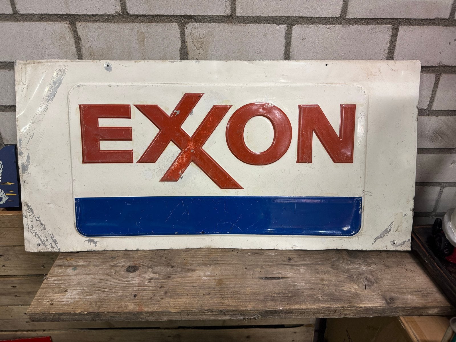 Vintage Exxon reclamebord - Reliëfmetaal, Ophalen of Verzenden