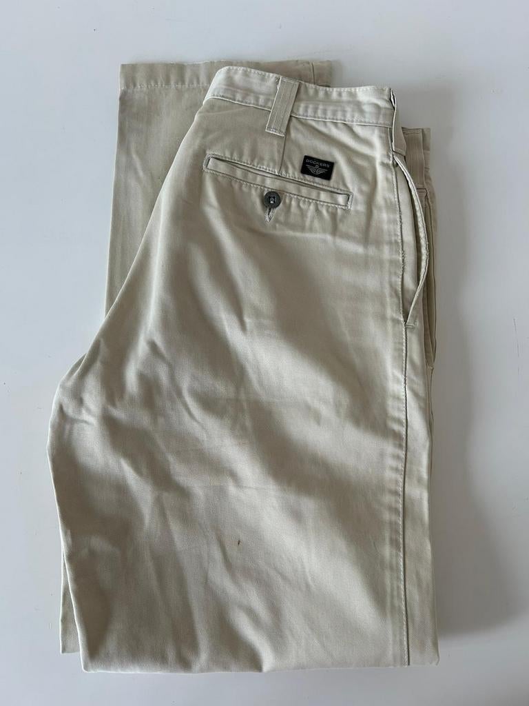 Dockers Chino Broek - Beige - Heren W33 L32, Kleding | Heren, Broeken en Pantalons, Beige, Overige maten, Ophalen of Verzenden