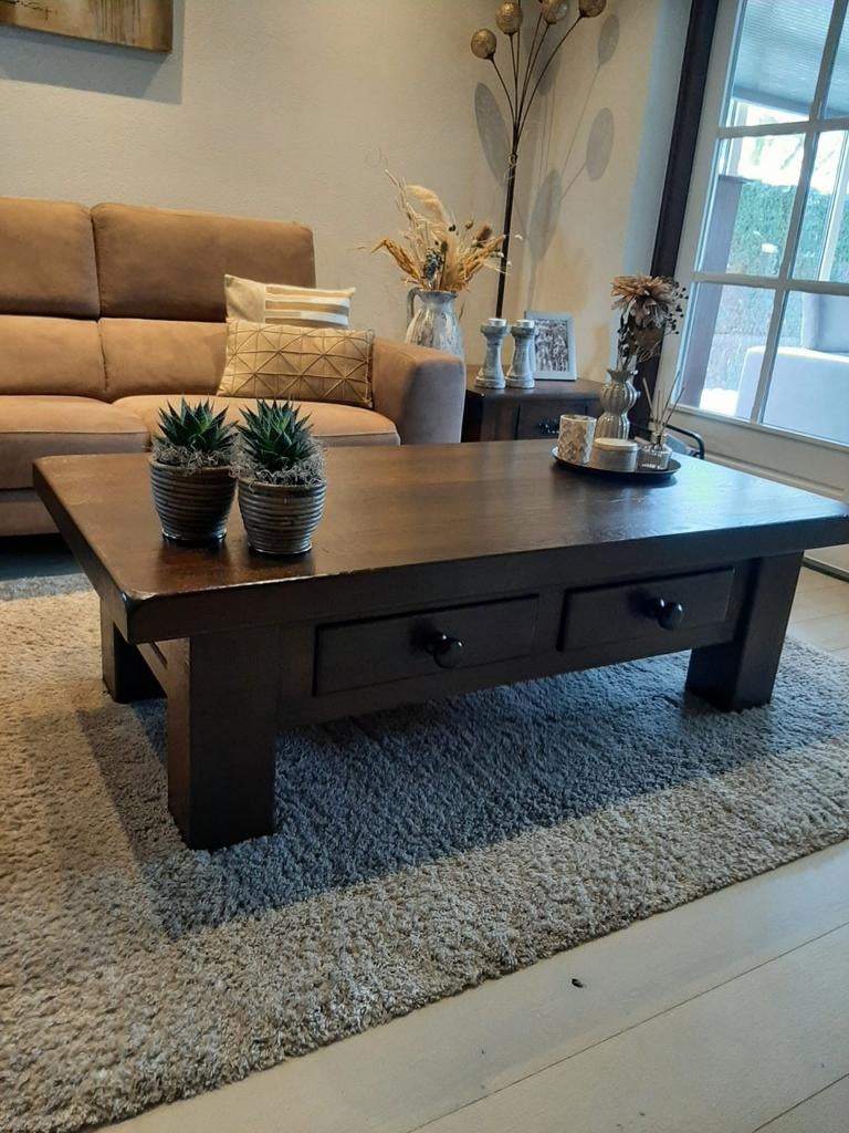 Robuuste geborstelde massieve eikenhouten salontafel, Ophalen, Gebruikt, 100 tot 150 cm, Robuust, Landelijk