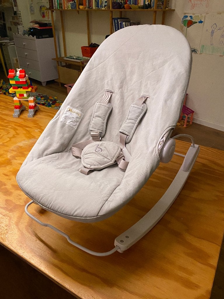 Bloom Wipstoel - 3 standen - Trilfunctie - Bloom Snug, Kinderen en Baby's, Overige merken, Gebruikt, Wipstoel, Met gordel(s) of riempje(s)