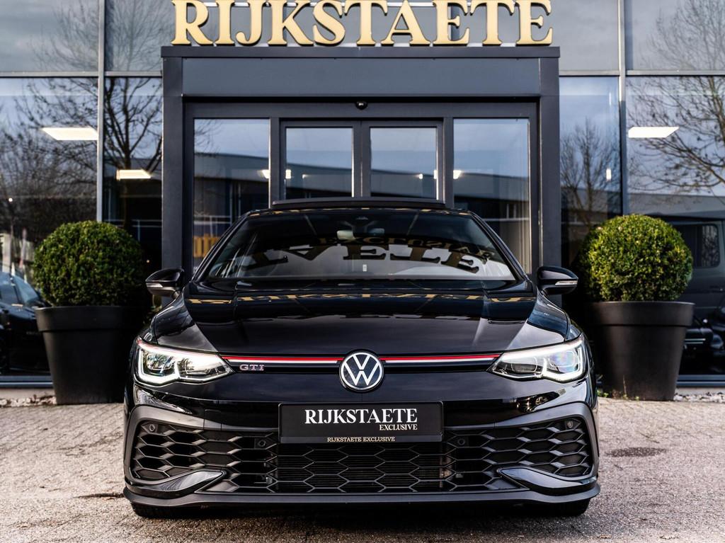 Volkswagen Golf 2.0 TSI GTI Clubsport|PANO|H&K|ACC|CAMERA, Gebruikt, 4 cilinders, 1984 cc, Zwart