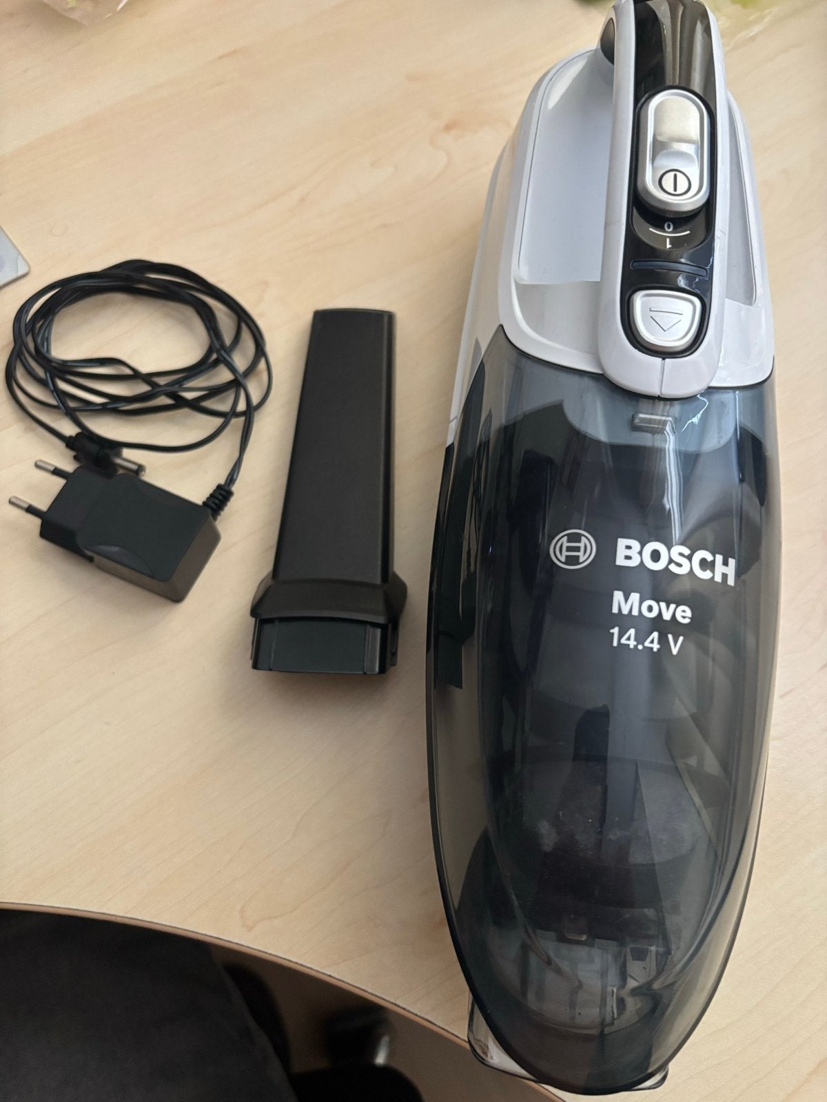 Bosch Move 14.4V Kruimeldief - Handige Draadloze Stofzuiger, Bosch, Kruimeldief, Draadloos, Ophalen of Verzenden