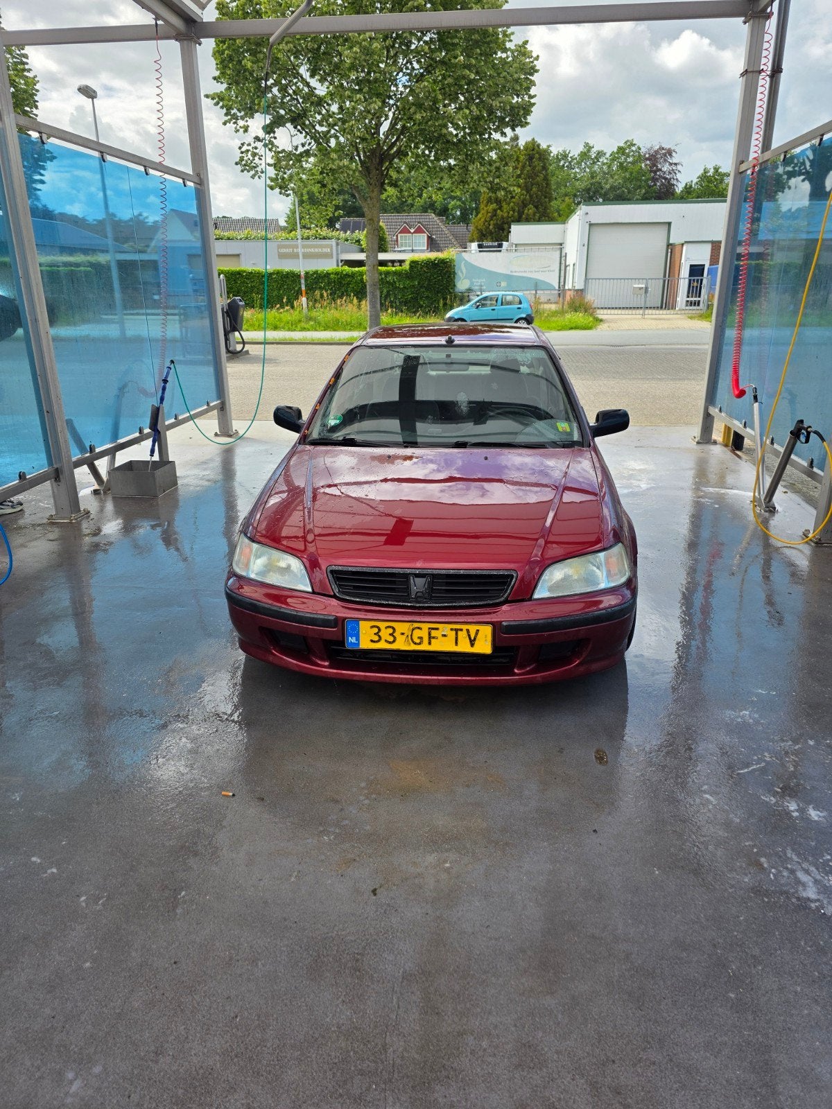 Honda Civic 1.5 I Vtec-e 2000 Rood, Voorwielaandrijving, Beige, 4 cilinders, 49 €/maand