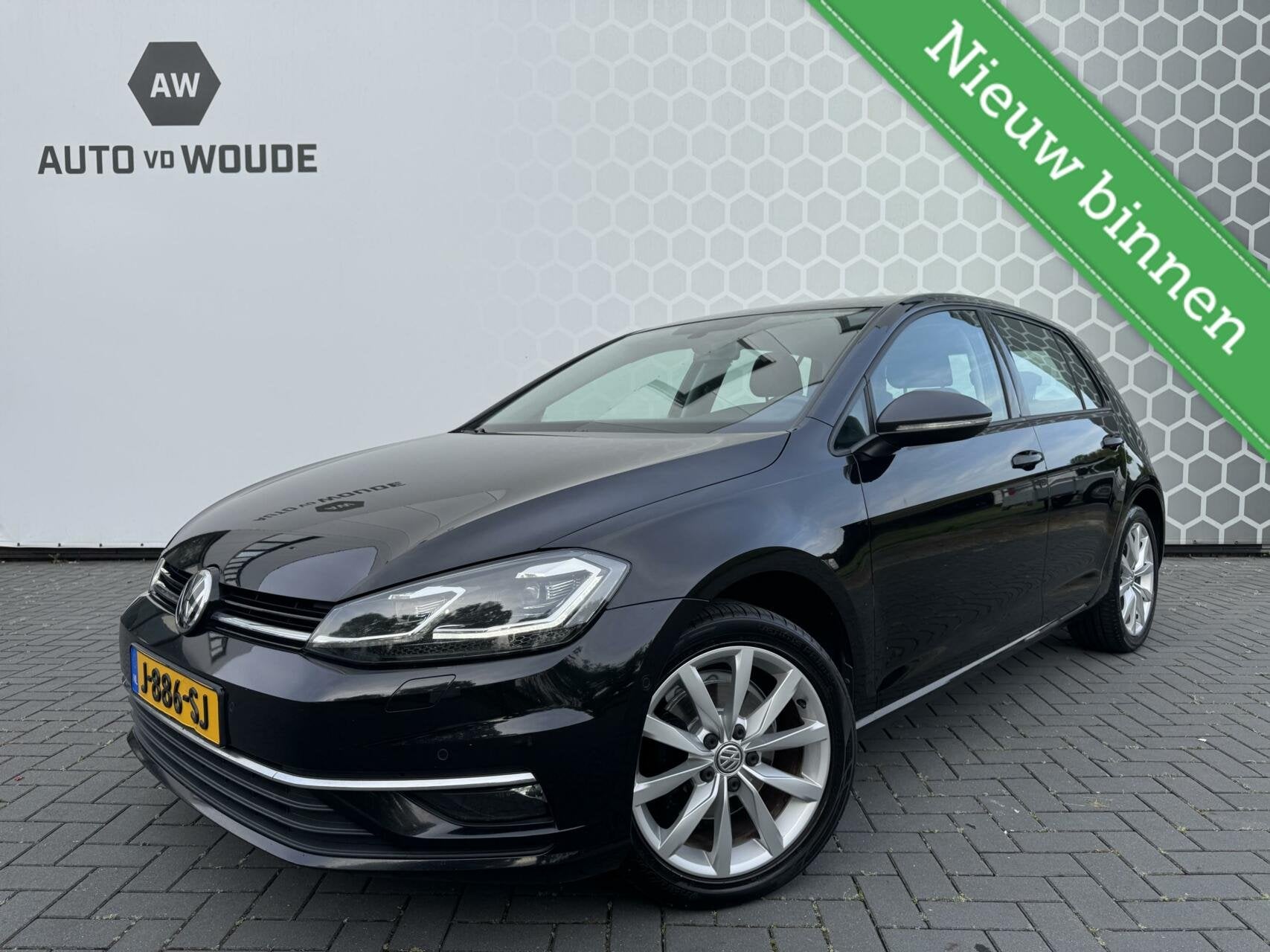 VW Golf 7.5 1.4 TSI Highline Stoelverwarming LED Carplay, Voorwielaandrijving, 125 pk, Gebruikt, 4 cilinders