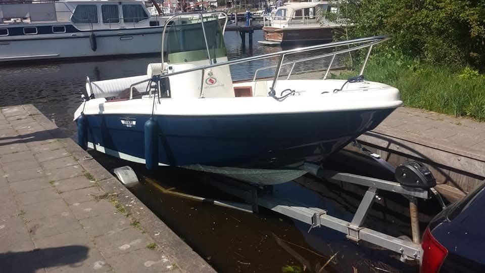 Rascala FM16 | Mariner 25 PK | Inclusief trailer | Blauw-wit, Ophalen, 1.90 meter, Buitenboordmotor, Zonnedek