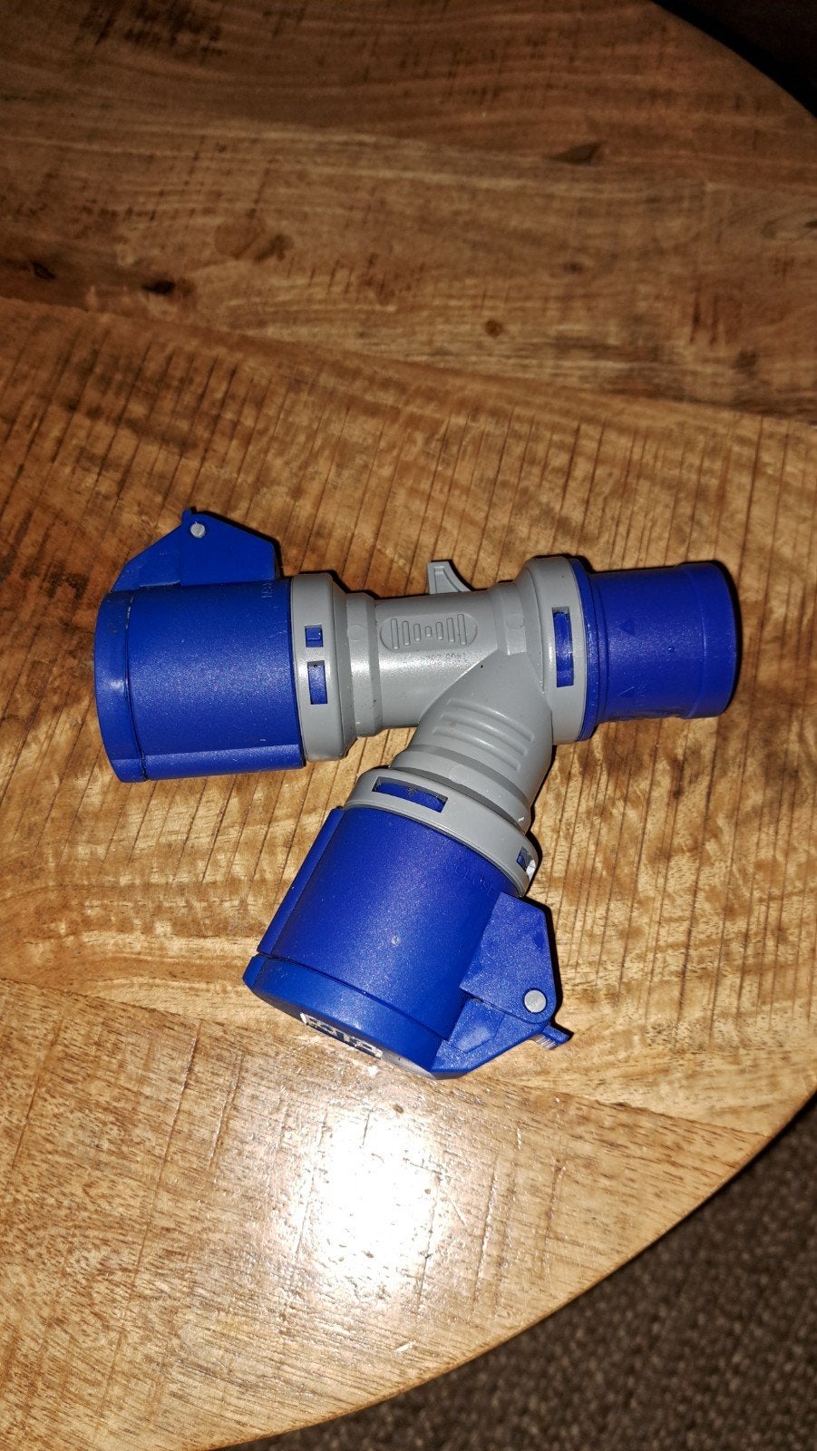 CEE camping verloop splitter caravan, Ophalen of Verzenden, Zo goed als nieuw, Overige merken, Stekker