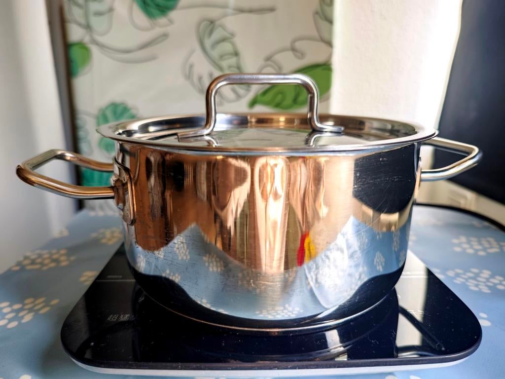 cooking pan Roestvrijstalen kookpan, Huis en Inrichting, Keuken | Potten en Pannen, Zo goed als nieuw, Rvs, Keramische plaat, Ophalen