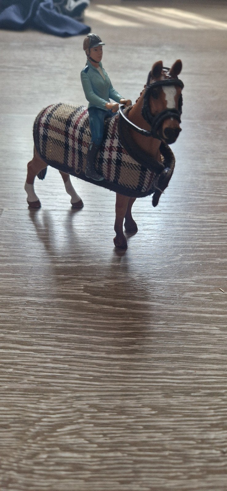 Schleich paarden met ruiter, Ophalen of Verzenden, Button of Speldje