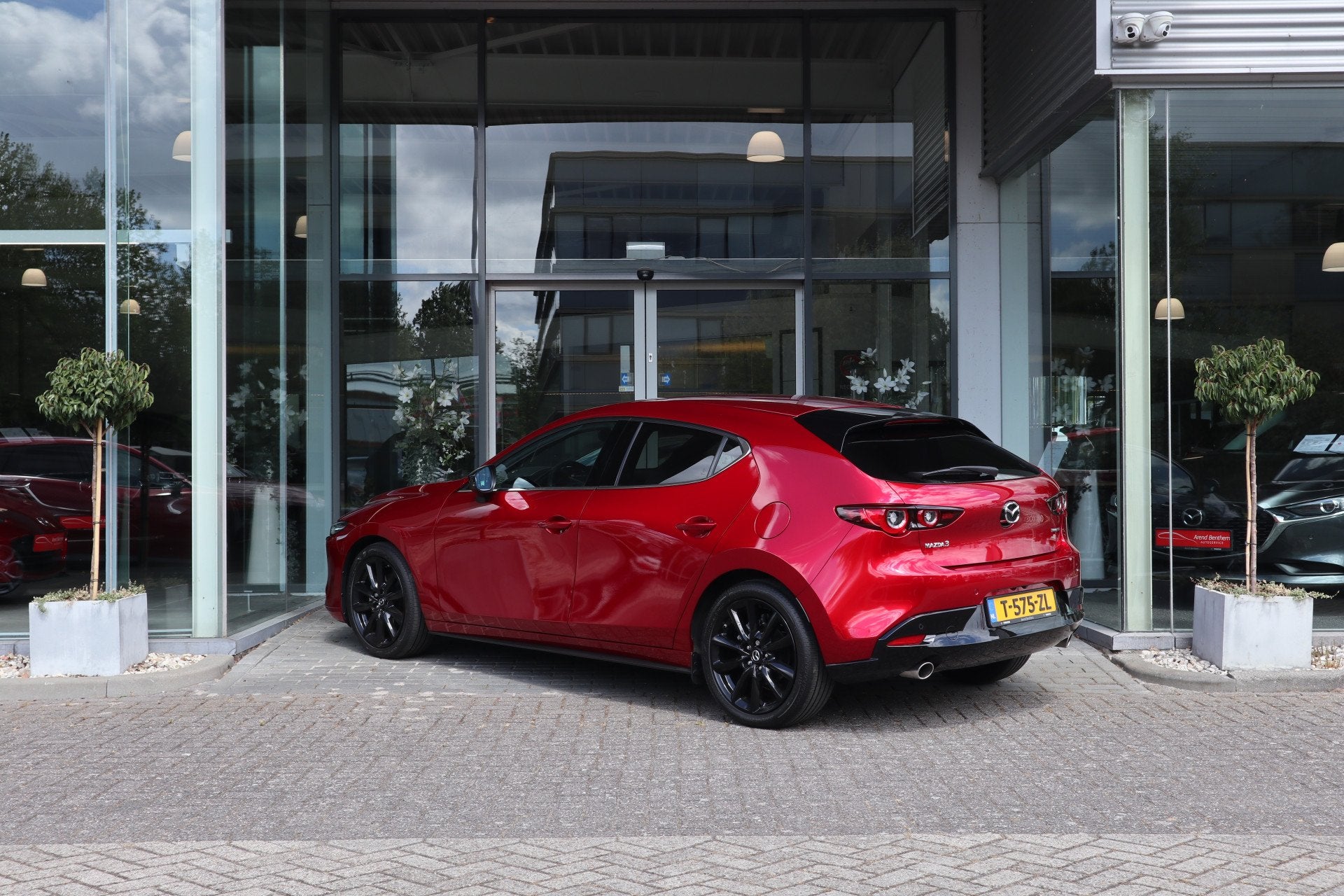 Mazda 3 2.0 e-SkyActiv-G M Hybrid 150 Homura Camera / Head-u, Auto's, Mazda, Stof, Gebruikt, 4 cilinders, Origineel Nederlands