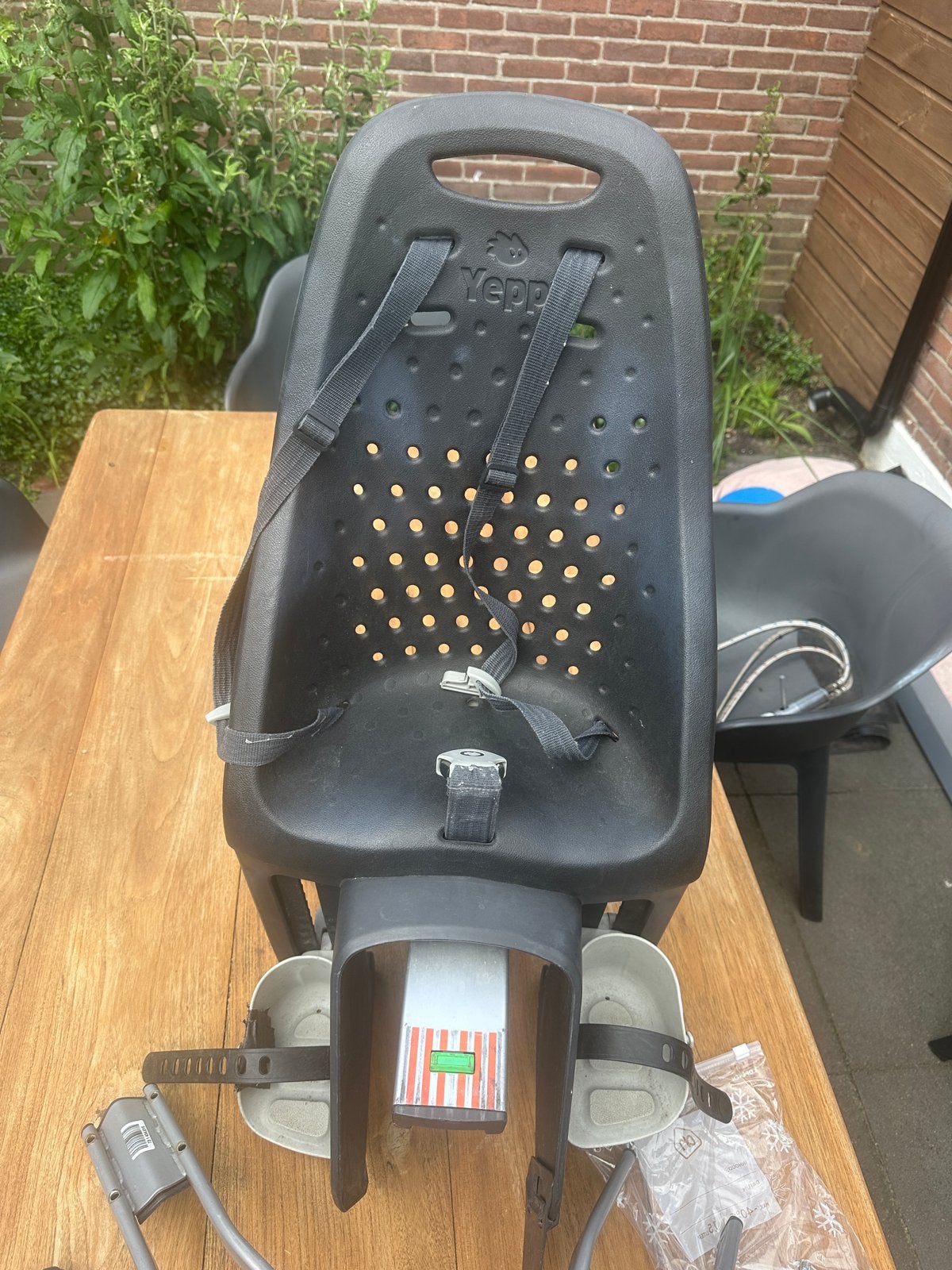 Yepp Achterzitje - Zwart, Achterzitje, Ophalen, 15 t/m 25 kg, Gebruikt