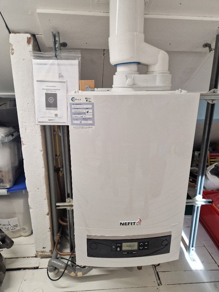 Nefit TrendLine II HRC 30 CW5 Combi + Nefit Easy thermostaat, Ophalen, Zweedsestraat 1, 7418 BG Deventer, Zo goed als nieuw, Info@bosch-thermotechniek.nl