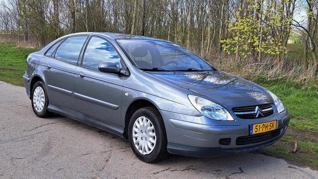 Citroën C5 1.8 16V 2004 Grijs, Auto's, Stof, 4 cilinders, 1749 cc, Parkeersensor