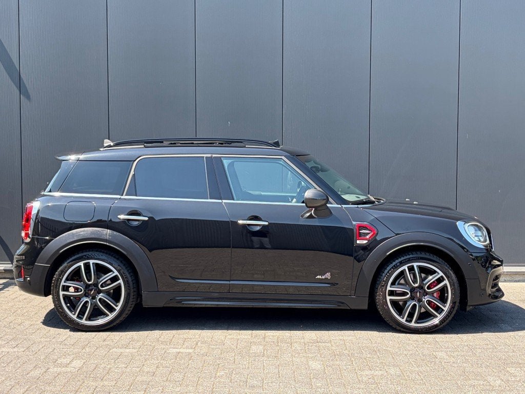 MINI Countryman 2.0 JCW All4 Pano ACC HUD H/K Camera Yours L, Automaat, 1998 cc, Bluetooth, Zwart