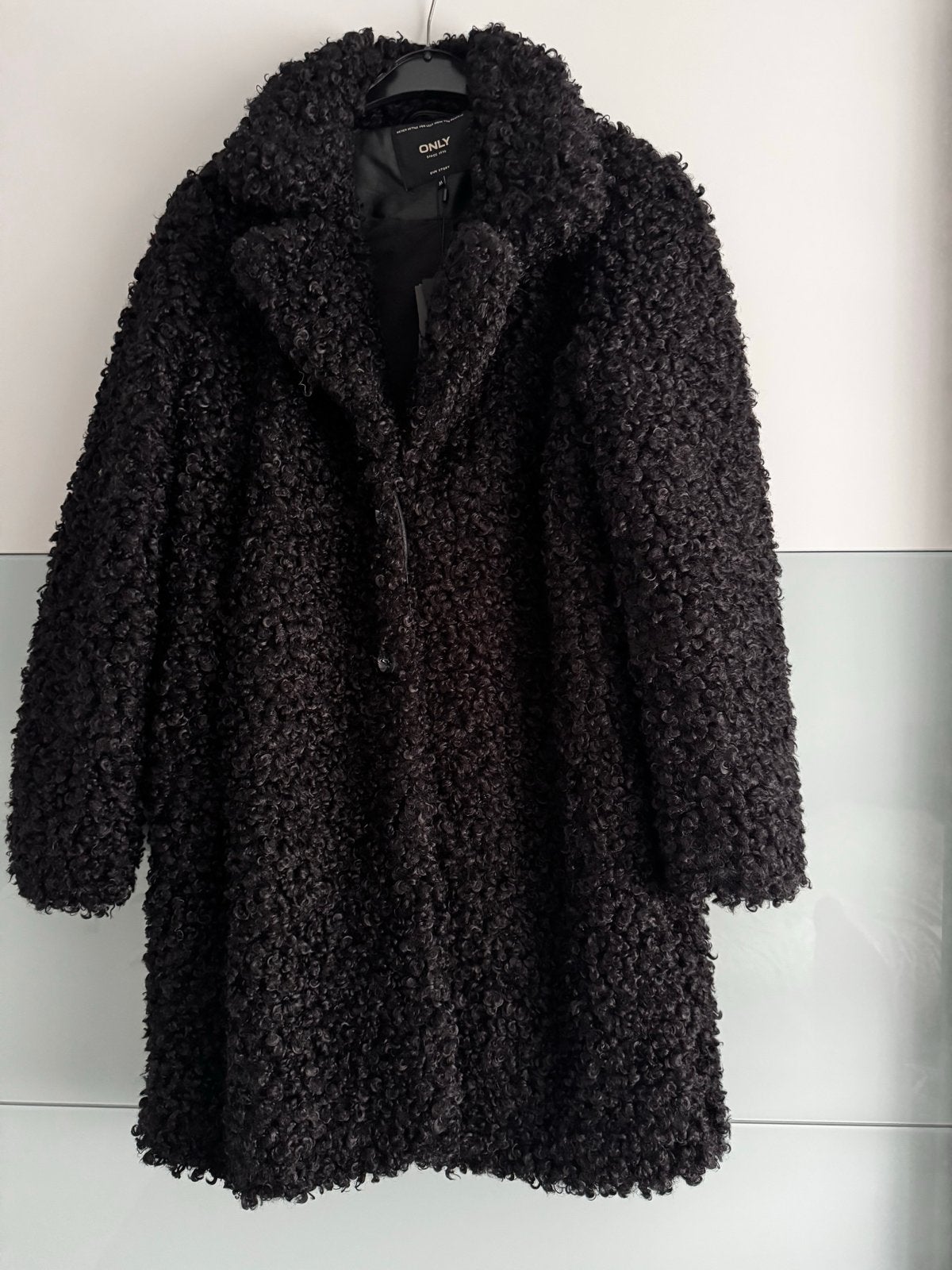 ONLY Zwarte Teddy Jas Maat M - Nieuw met kaartjes, Kleding | Dames, Ophalen of Verzenden, Nieuw, Maat 38/40 (M), Zwart