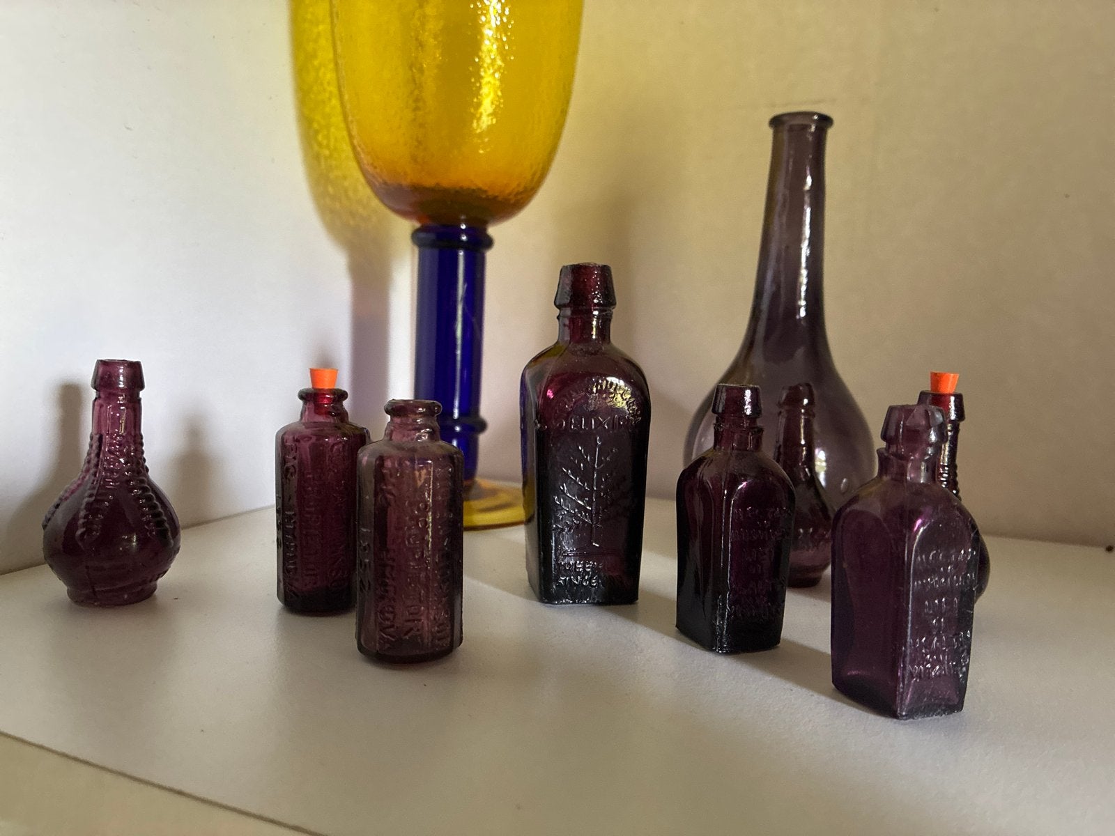 Antieke paarse flessen - set van 8, Antiek en Kunst, Ophalen
