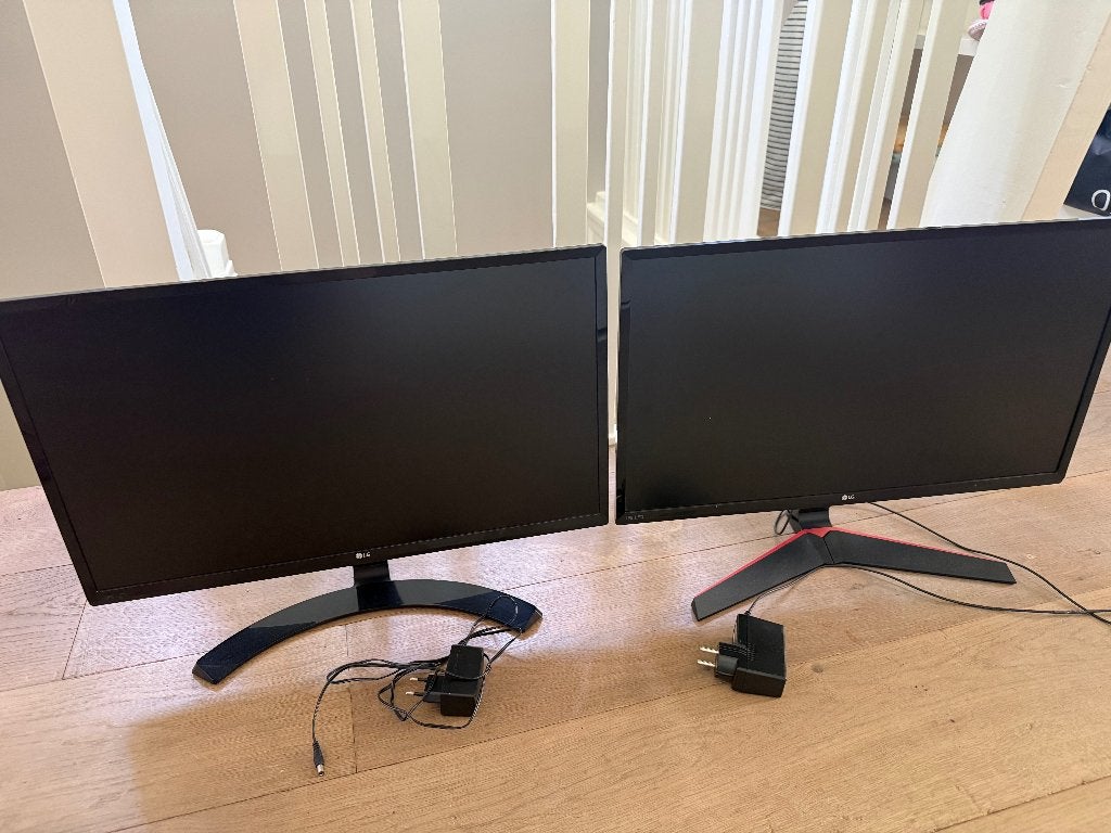 2 x LG 24 inch schermen in nette staat, Computers en Software, Monitoren, Ophalen, Gebruikt, IPS, Full HD